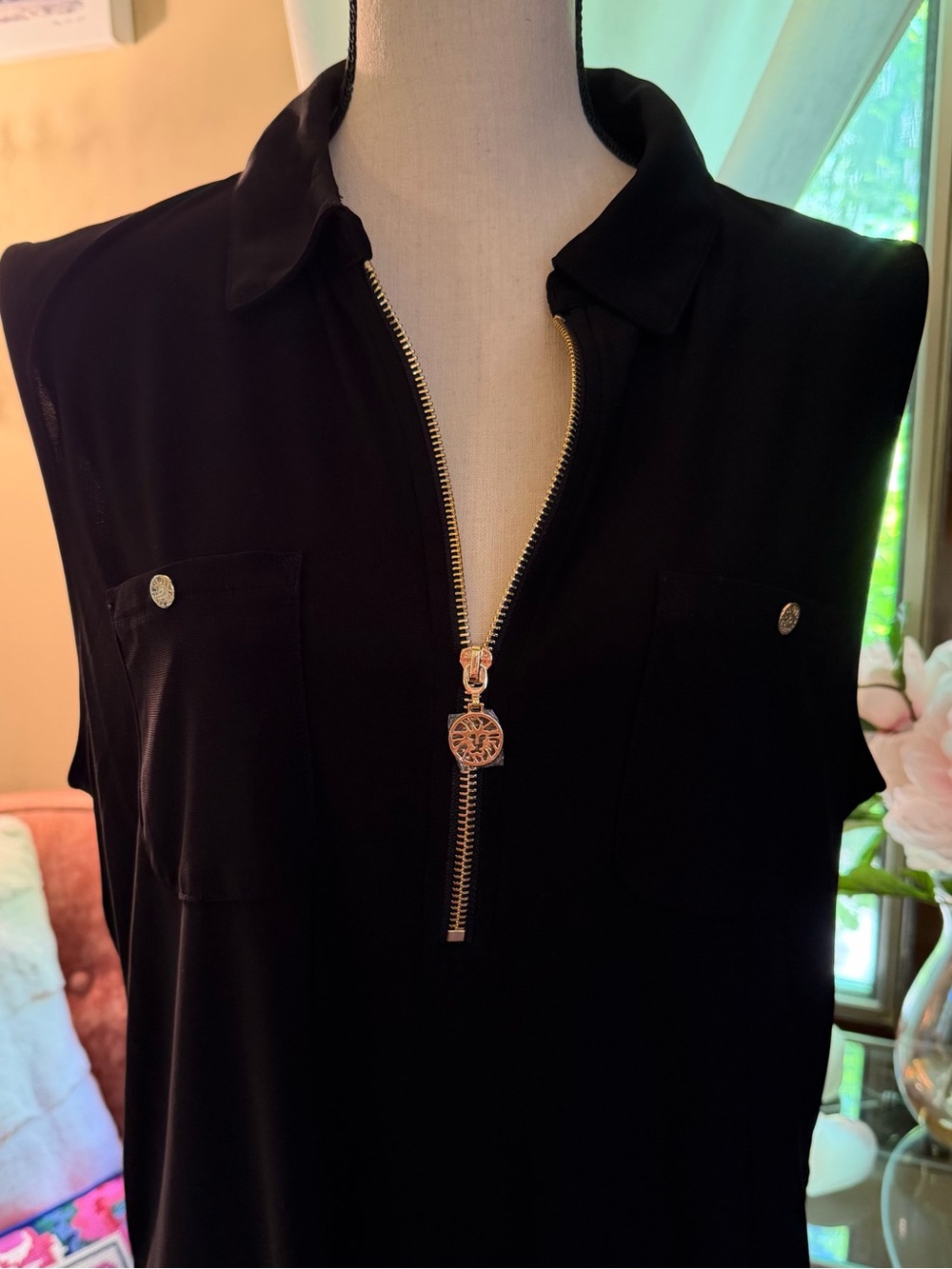 Anne Klein Black Sleeveless Zip-Front Collared Top